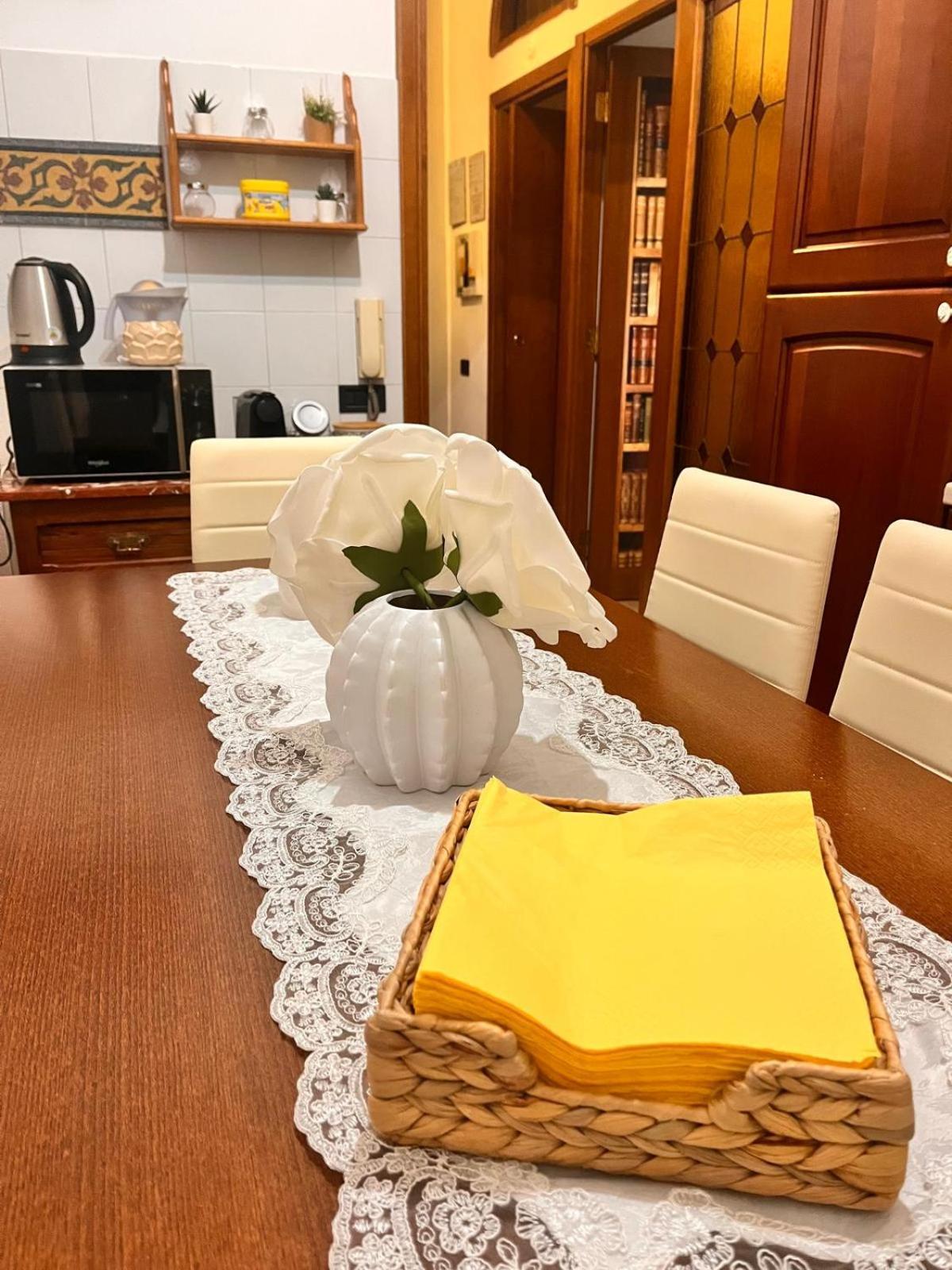Monia Coliseum Apartment Рим Екстериор снимка